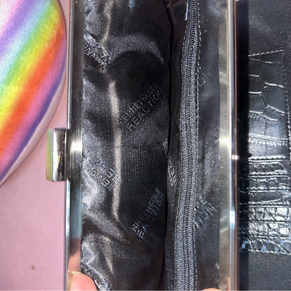 NWOT Kenneth Cole Reaction Black vegan leather wallet - Picture 3 of 5